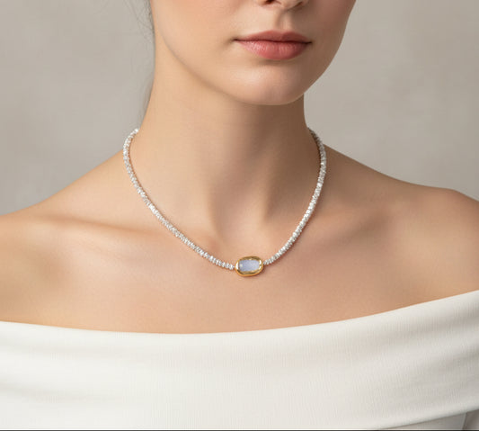 Gilded Pearl Horizon Necklace