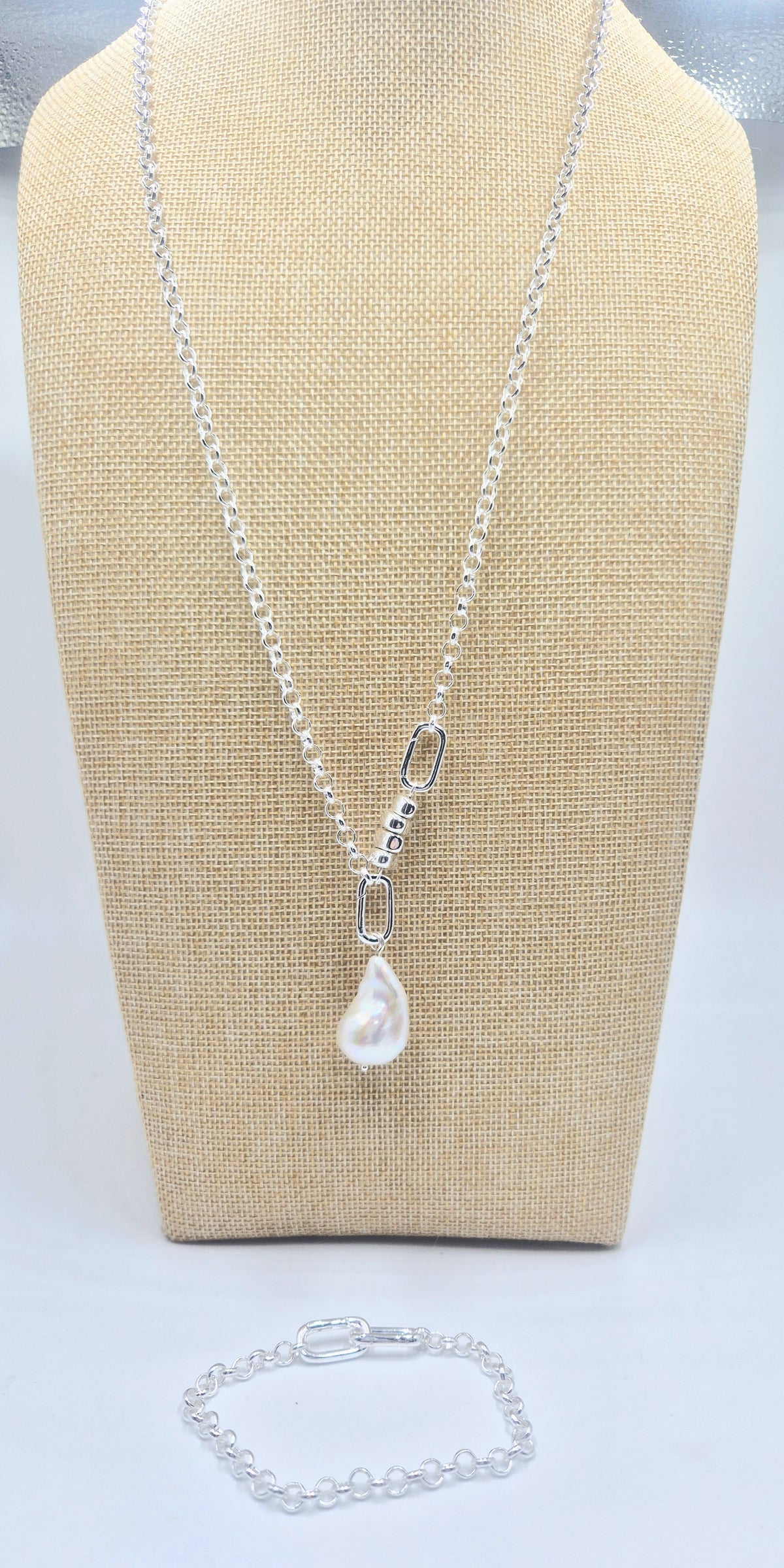The Pearl Link Convertible Necklace