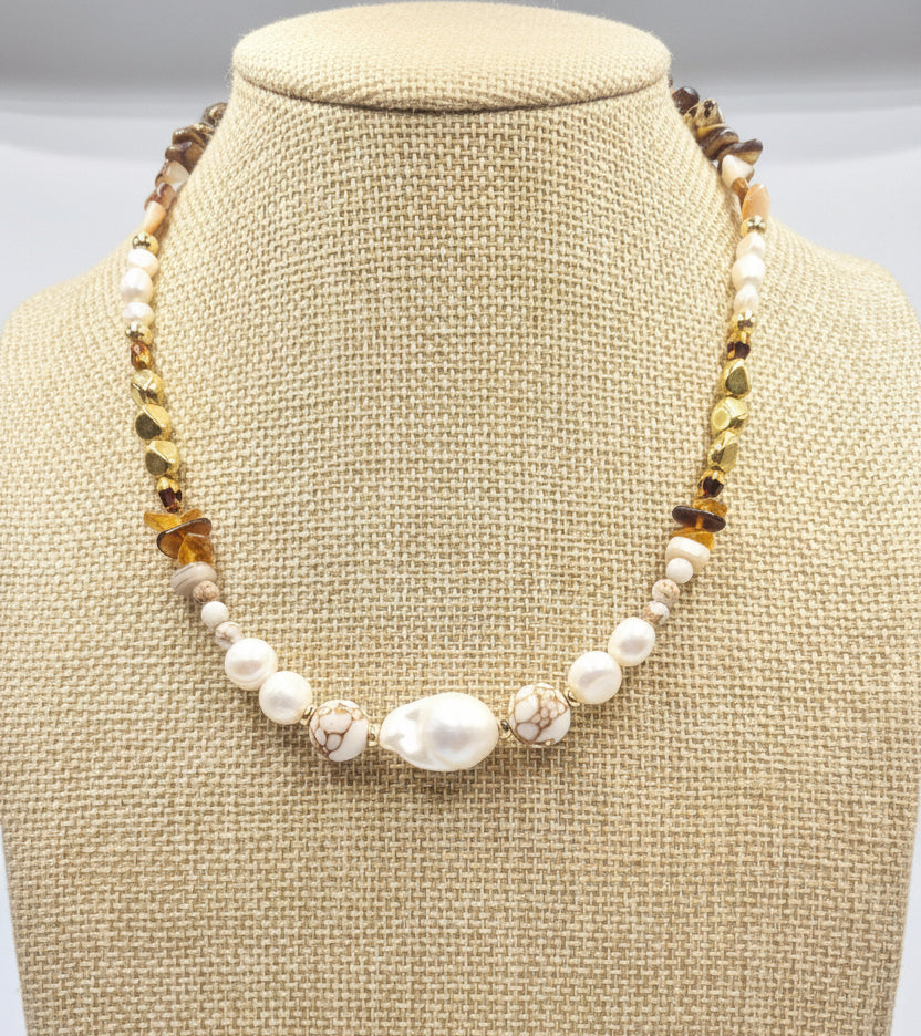Golden Tide Pearl Necklace