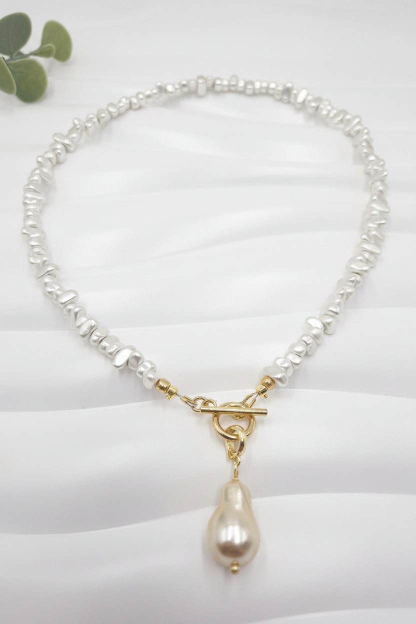 Golden Silver Glow Pearl Necklace