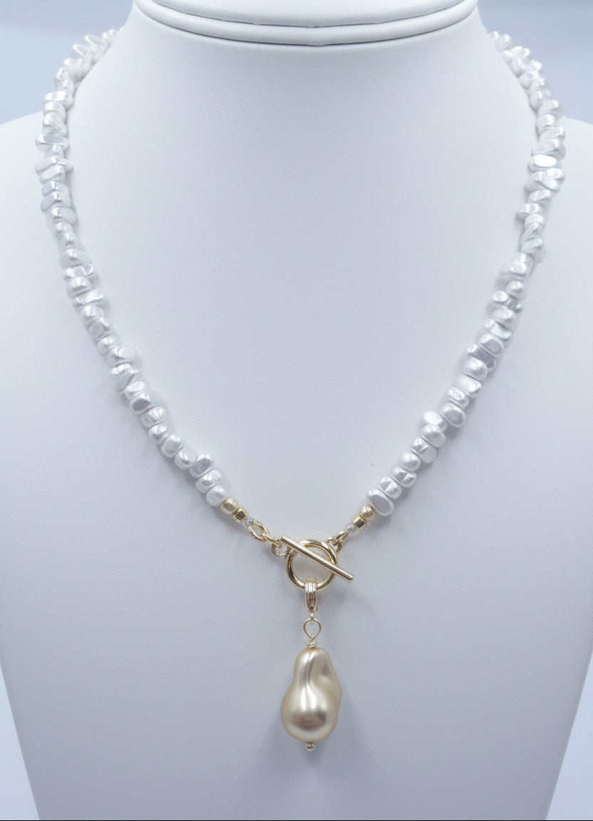 Golden Silver Glow Pearl Necklace